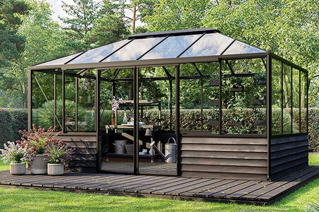 Eksklusivt pyramide drivhus | Aluminium hagestue fra Luxvindu