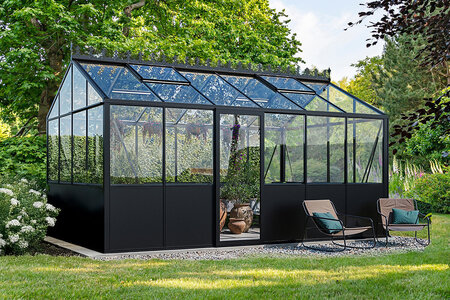 Oppgradere drivhuset i norsk klima – idéer, planter og maksimal avling med Luxvindu